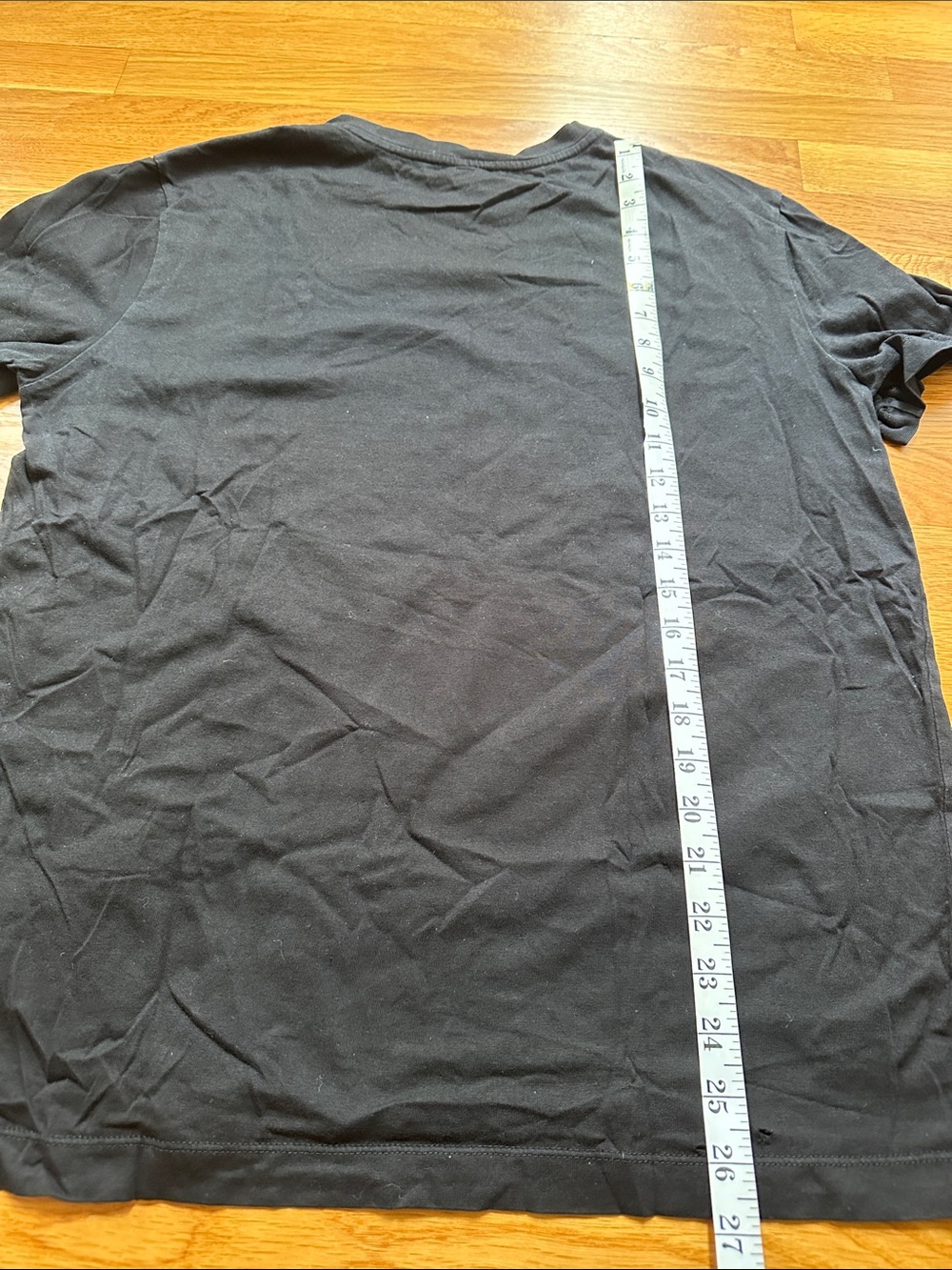Moncler Black Short-Sleeve Crewneck T-Shirt w/ Sleeve Logo size Medium Good Cond - Picture 9 of 10